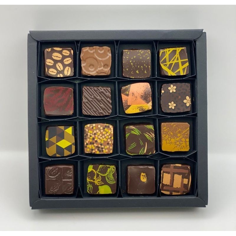 Boîte de 16 pièces