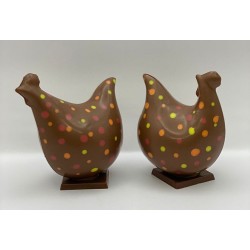 Poule à pois en chocolat au lait